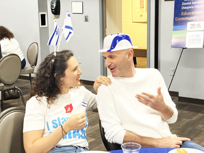 Food, music, fun mark Israel’s independence